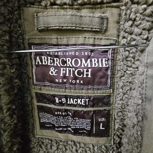 B-9 Jacket - Picture 2 of 7